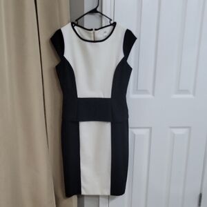 Cato Black and White Sleeveless Sheath Mini Dress